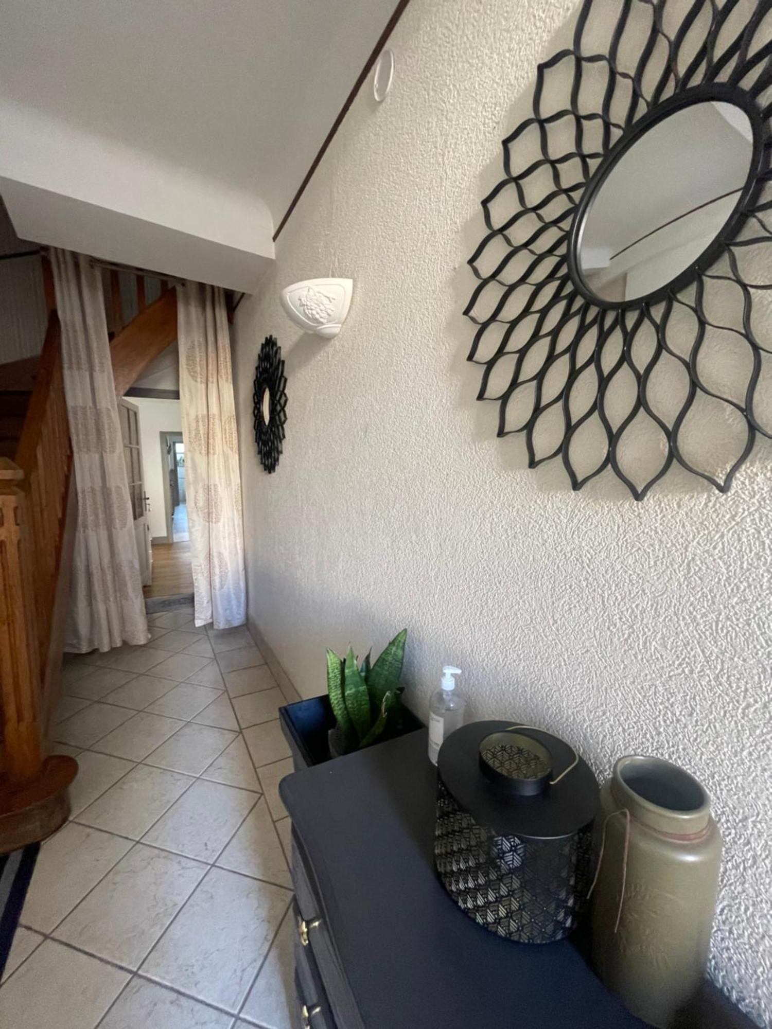 Appartement Moderne Centre Ville, 5 Personnes, 65 M2 Semur-en-Auxois Exteriér fotografie