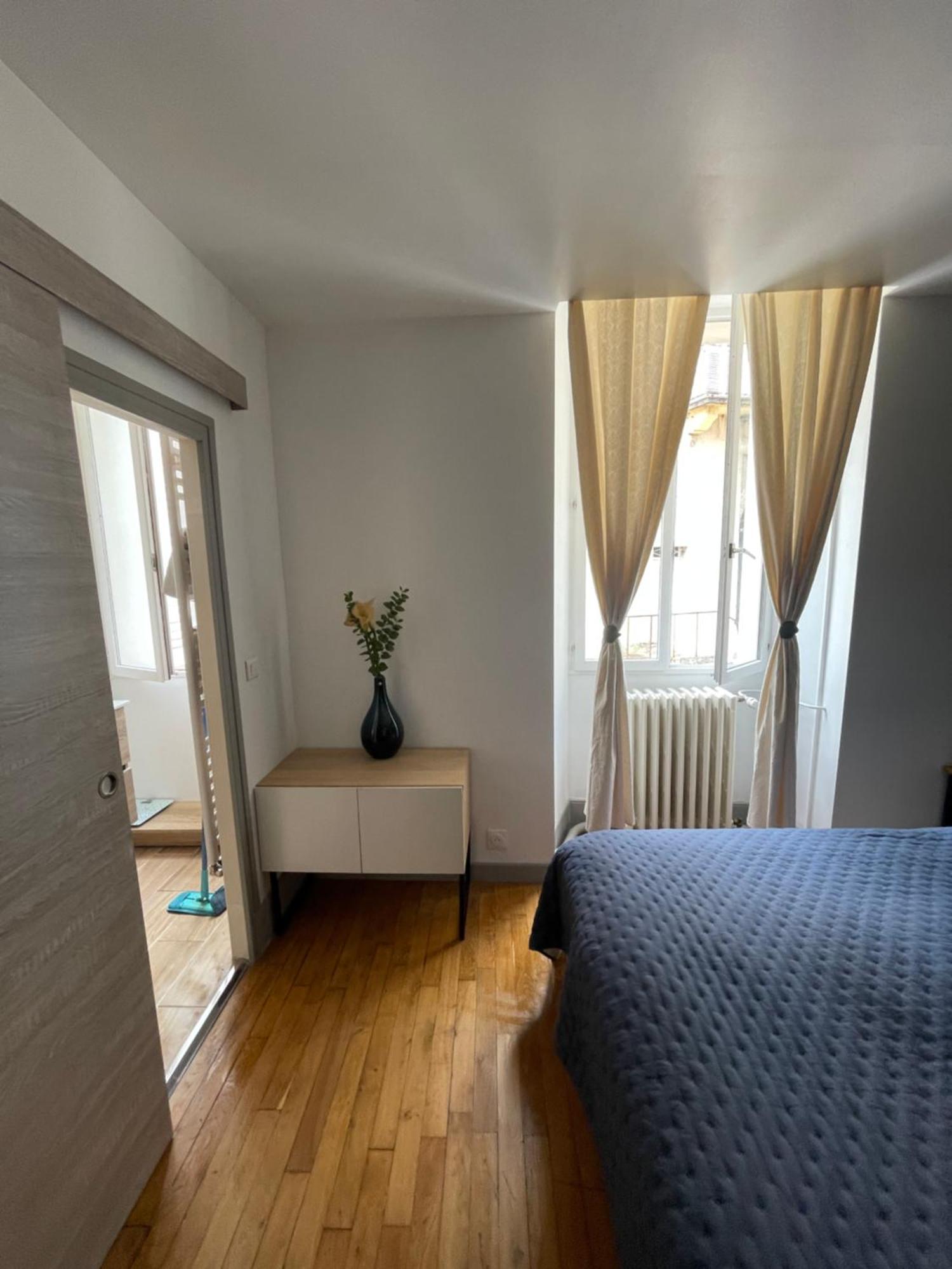 Appartement Moderne Centre Ville, 5 Personnes, 65 M2 Semur-en-Auxois Exteriér fotografie