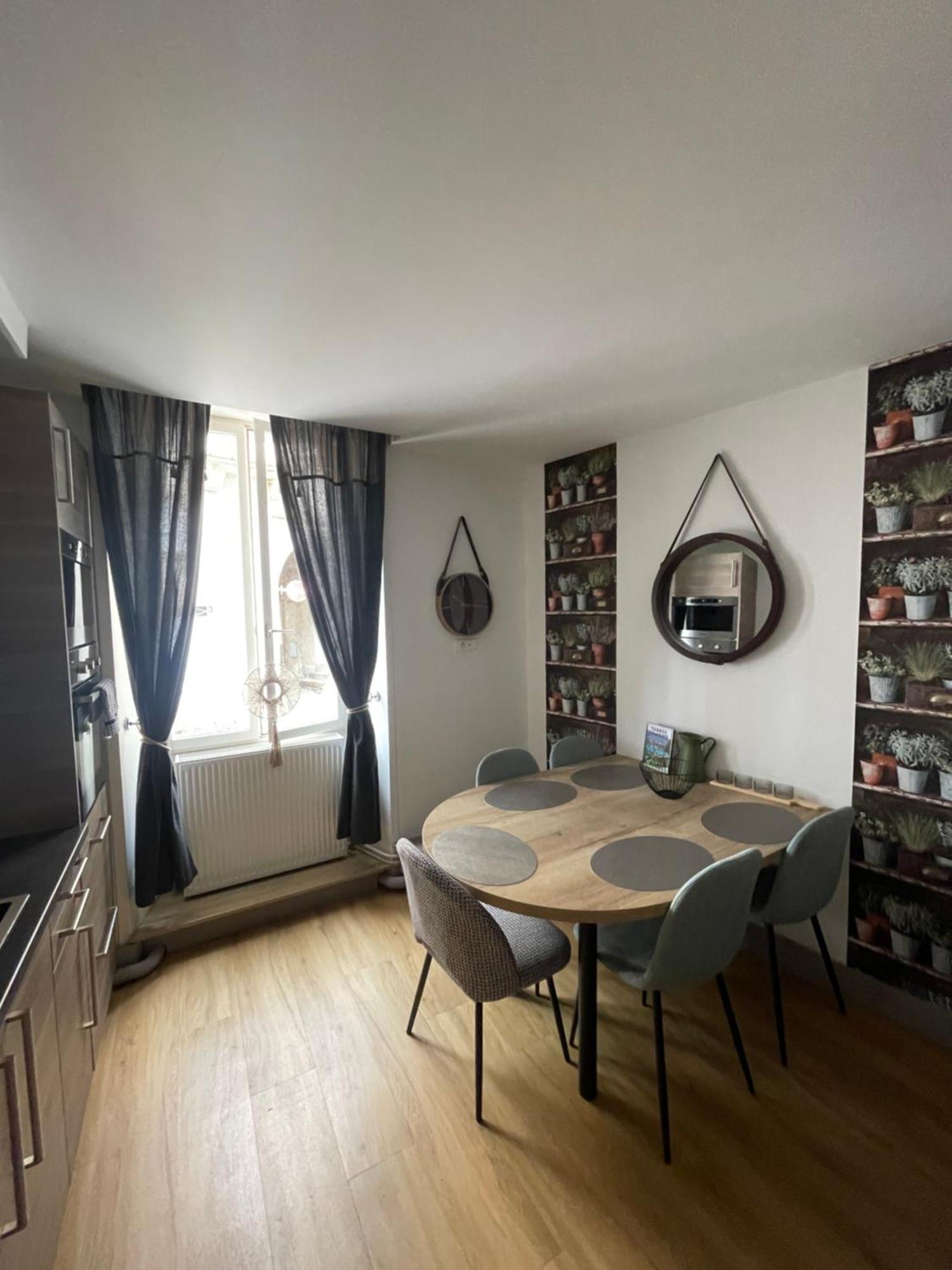 Appartement Moderne Centre Ville, 5 Personnes, 65 M2 Semur-en-Auxois Exteriér fotografie