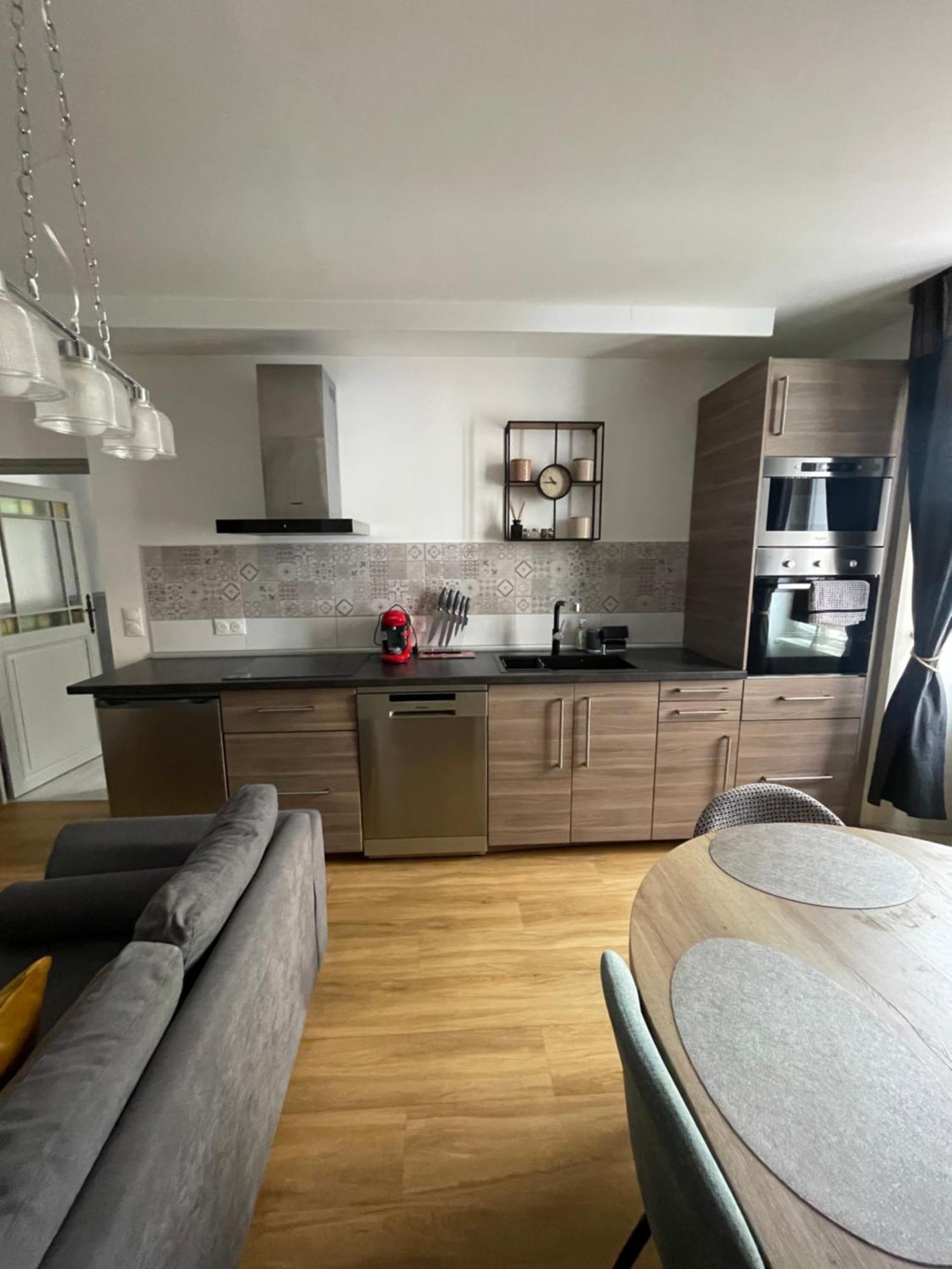 Appartement Moderne Centre Ville, 5 Personnes, 65 M2 Semur-en-Auxois Exteriér fotografie