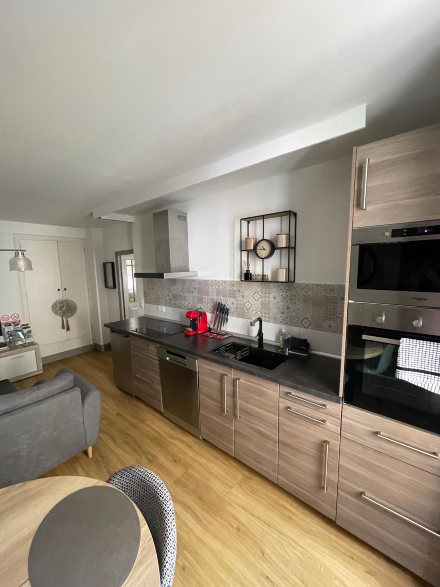 Appartement Moderne Centre Ville, 5 Personnes, 65 M2 Semur-en-Auxois Exteriér fotografie